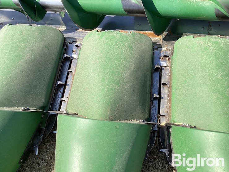 2009-john-deere-608c-image-12