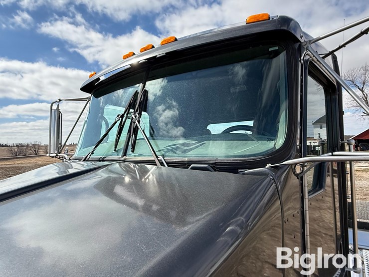 2006-kenworth-t800-image-11