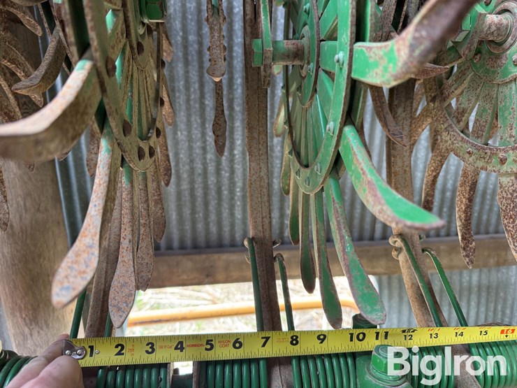 john-deere-400-image-17