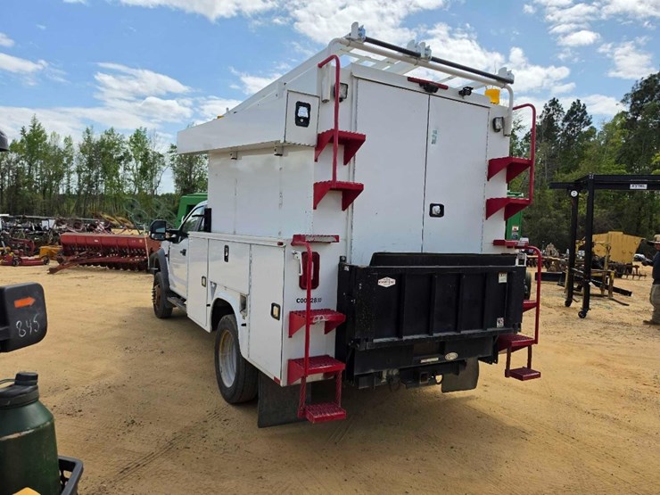 2019-ford-f550-xl-image-2