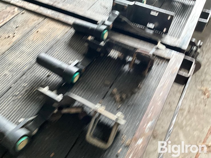 case-ih-ultra-glide-boom-height-system-image-6