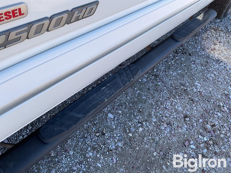 2003-chevrolet-silverado-2500-image-15