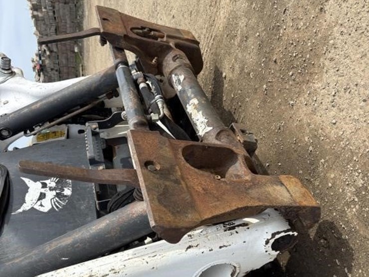 2021-bobcat-t66-image-10