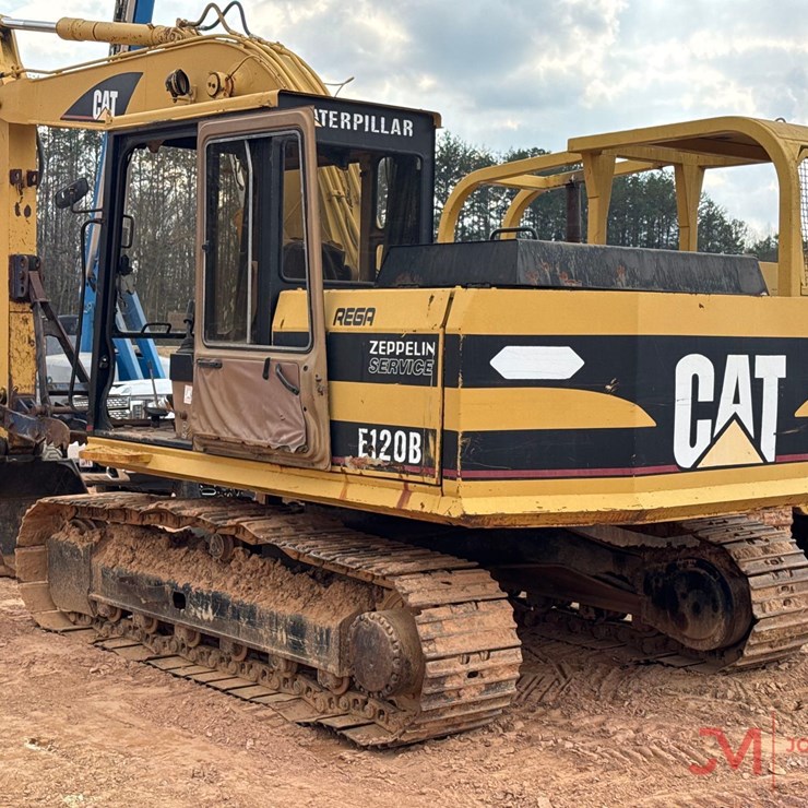 CATERPILLAR E120B
