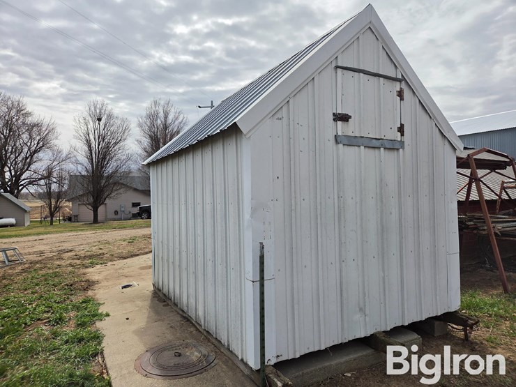 homemade-feed-shed-image-7