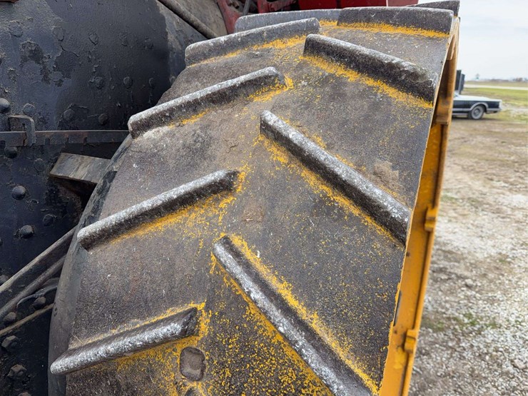 1912-20hp-russell-steam-traction-engine-image-12