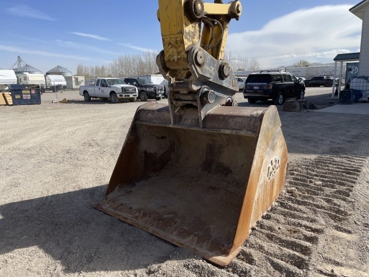 2016-komatsu-pc360-lci-11-image-12