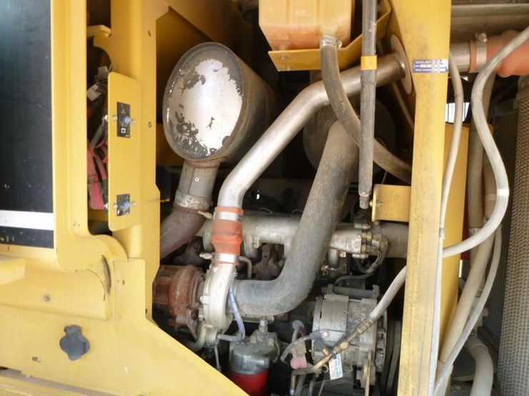 2004-caterpillar-924gz-image-31