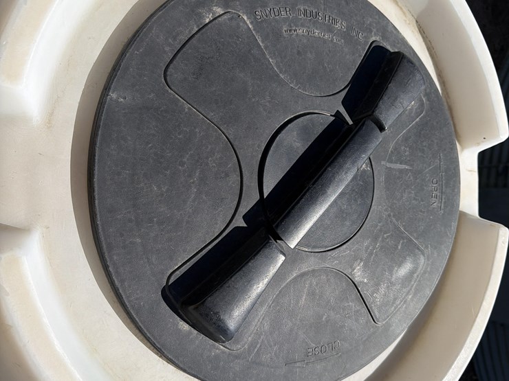 1025-gallon-t/a-nurse-tank-trailer-image-15