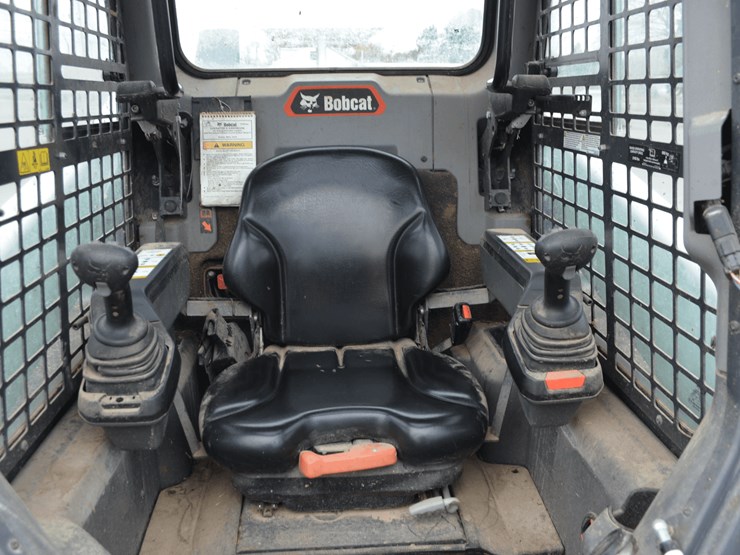 2023-bobcat-s62-image-15