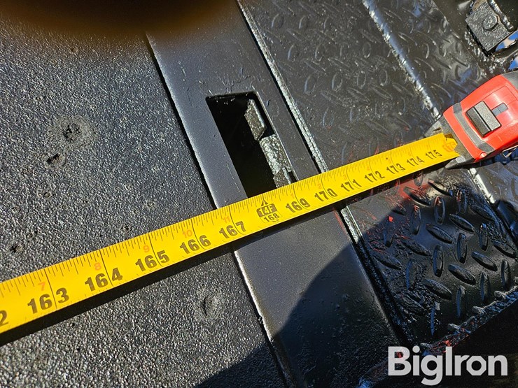 2015-ford-f550-image-16