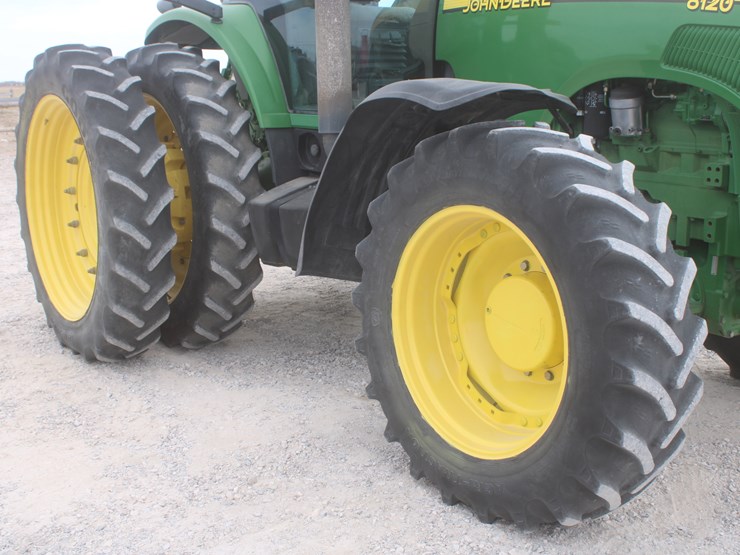 john-deere-8120-image-51