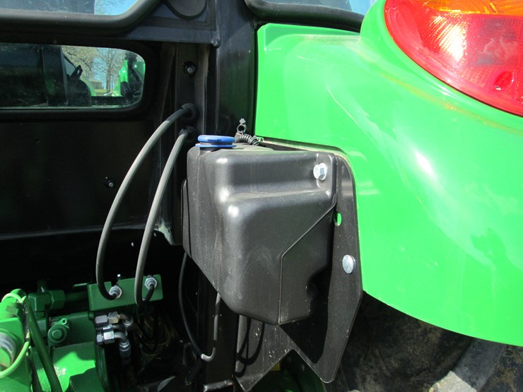 john-deere-5075e-image-9