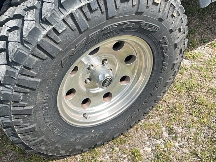 1997-jeep-wrangler-image-4