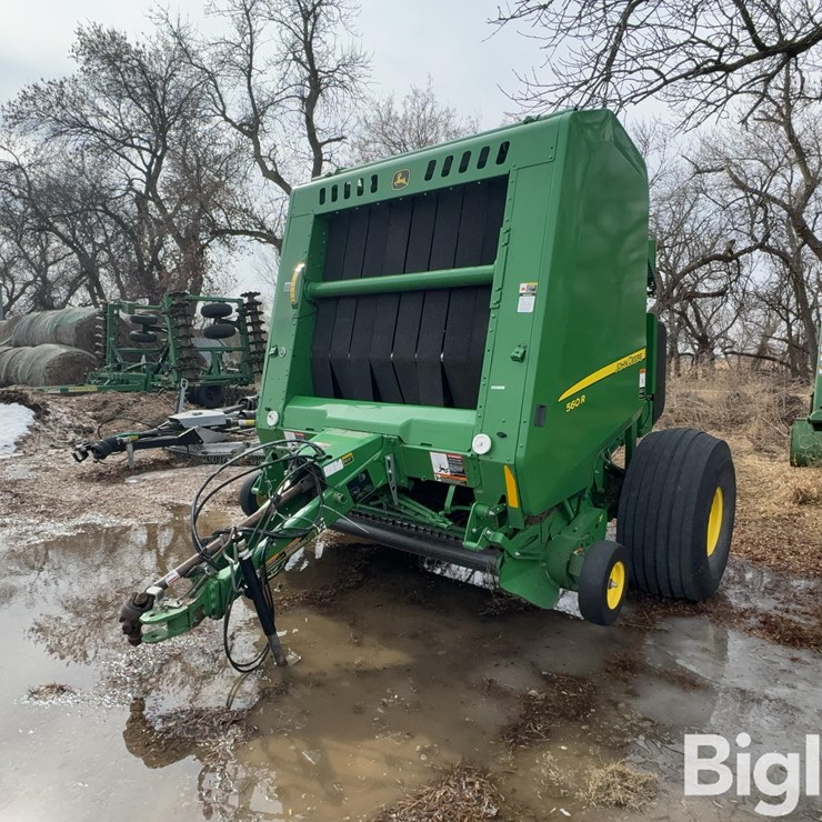 2019 JOHN DEERE 560R