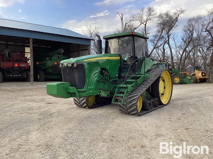 2001-john-deere-8420t-image-1