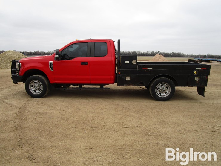 2019-ford-f350-xl-image-8