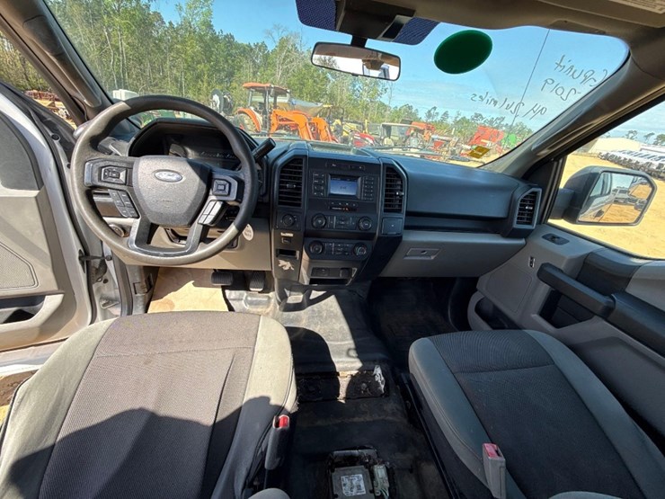 2019-ford-f150-xl-image-13