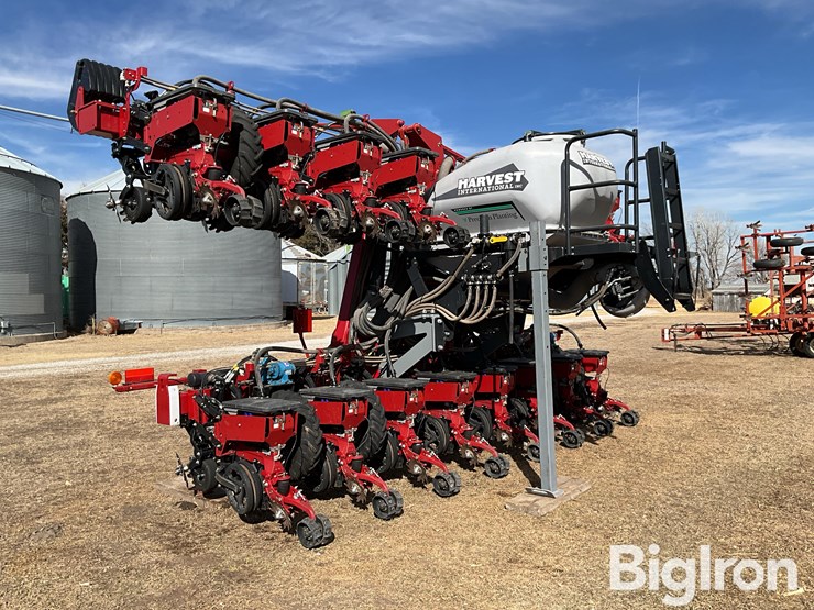 international-70-image-7