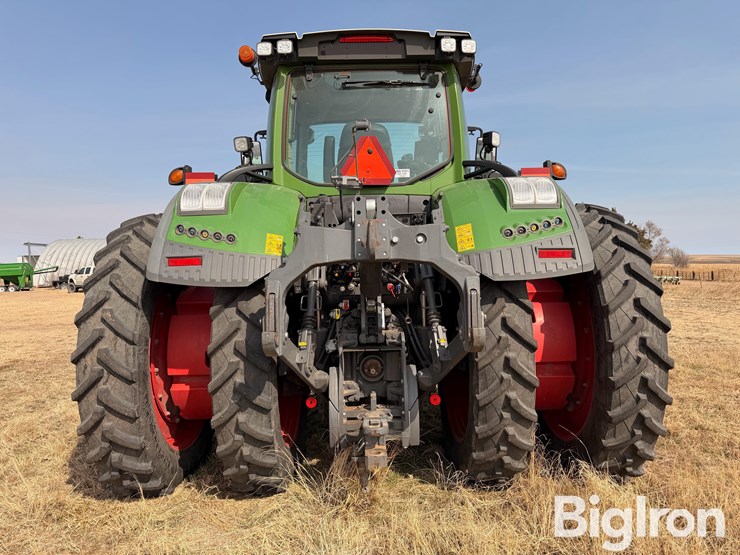2024-fendt-933-vario-image-6