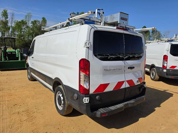 2019-ford-f350-image-2