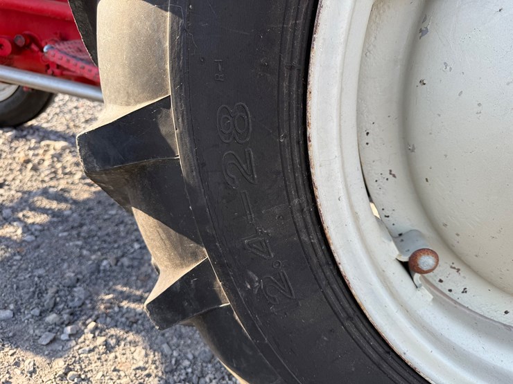 ford-tractor-image-10