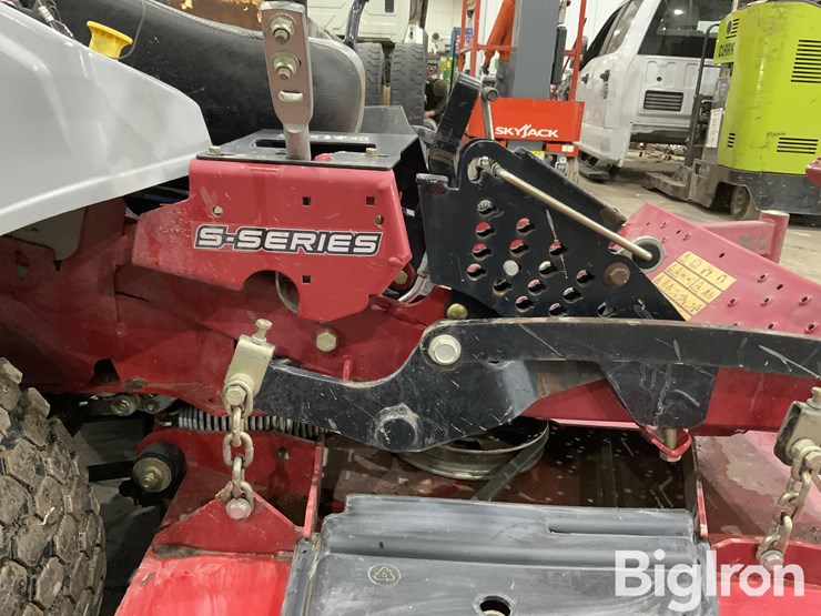 massey-ferguson-730-image-12