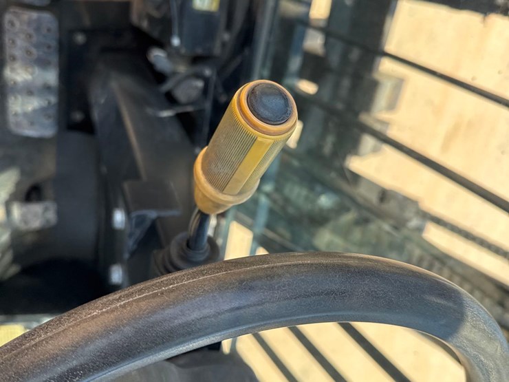 2007-jcb-926-image-18