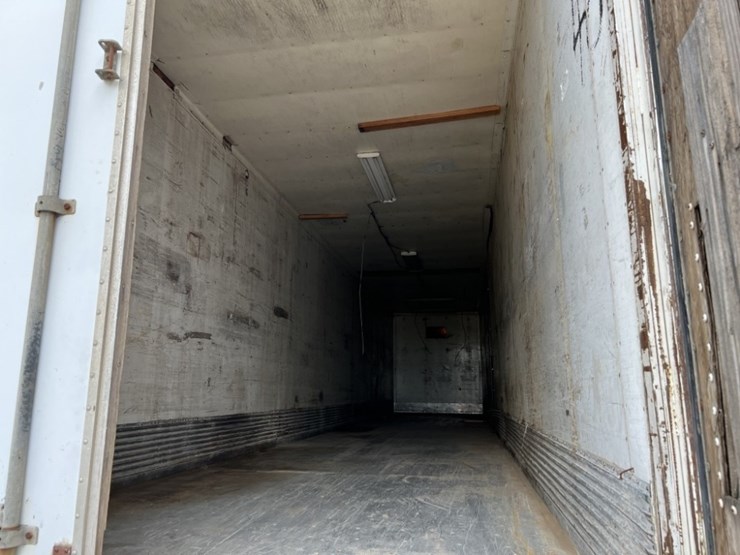 1984-alloy-tri-axle-dry-van-trailer-image-17