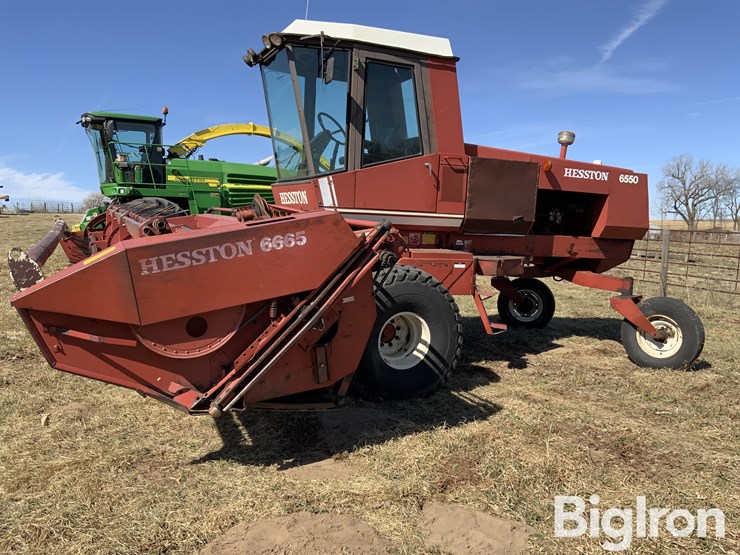 hesston-6550-image-1