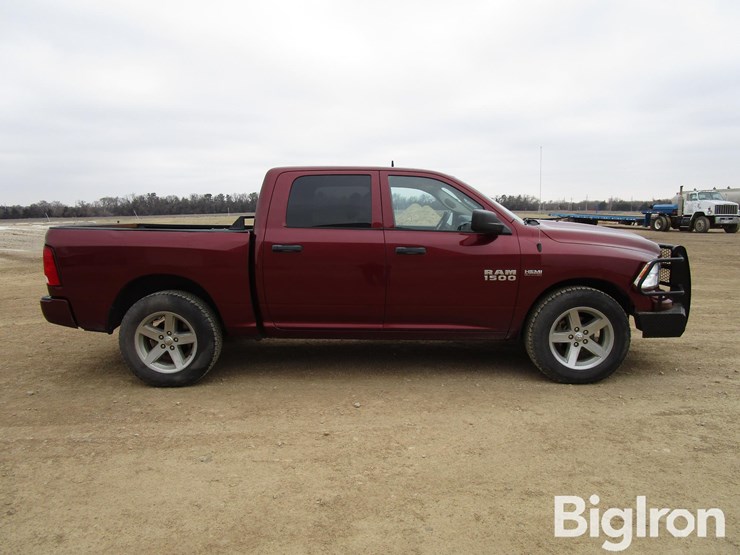 2017-dodge-1500-image-4