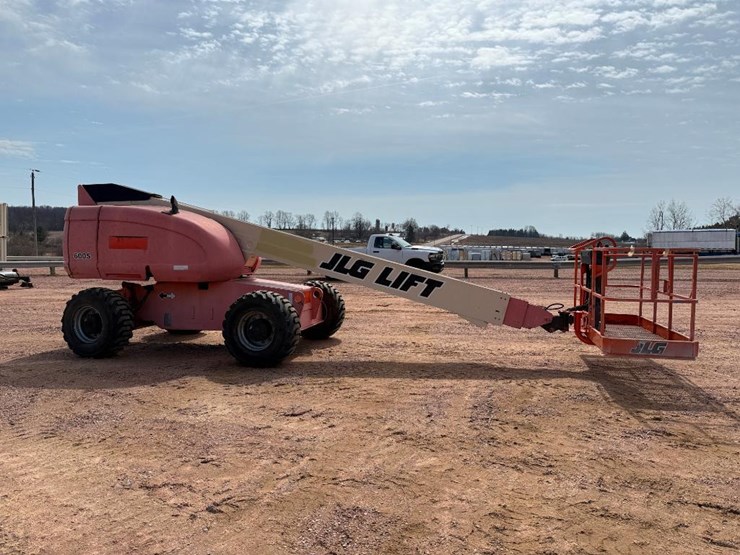 jlg-600s-image-2