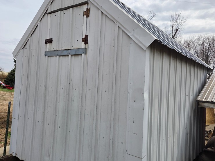 homemade-feed-shed-image-5