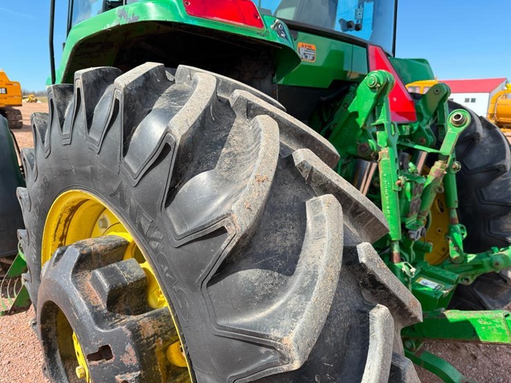john-deere-7200-image-8