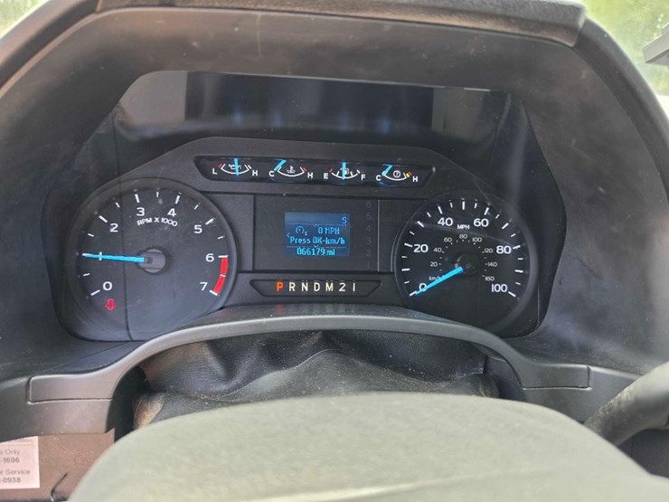 2018-ford-f250-xl-image-13