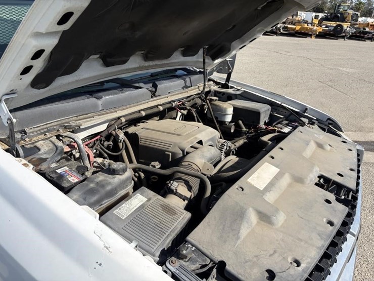 2009-chevrolet-silverado-3500hd-image-7