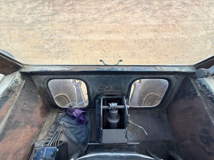 allis-chalmers-7060-image-31