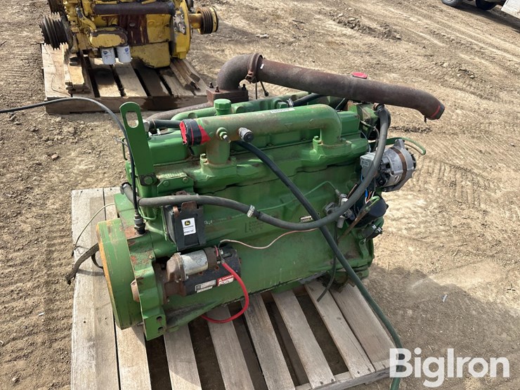 john-deere-329-image-3