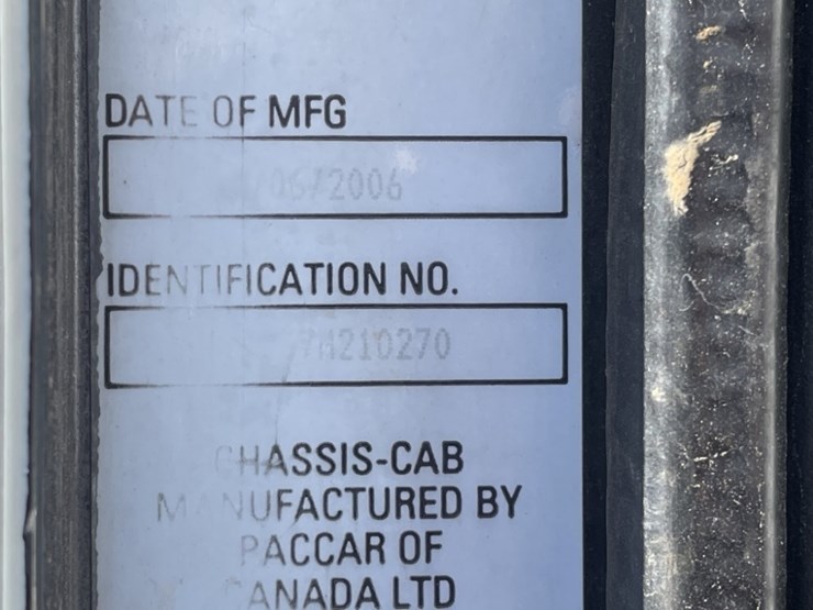 2007-kenworth-t300-image-45