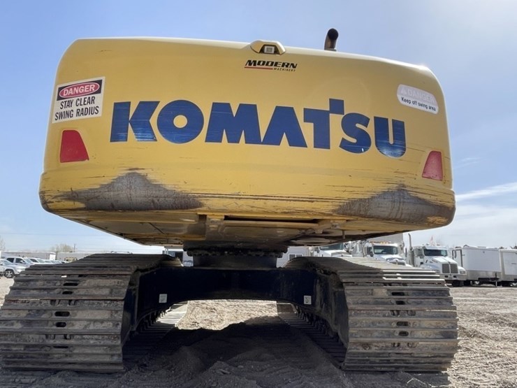 2013-komatsu-pc210-lc-10-image-24