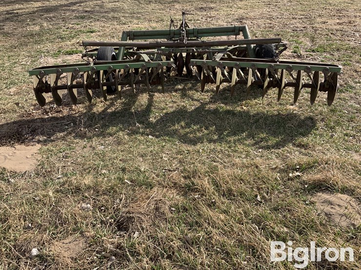 john-deere-12-image-6