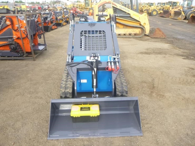 2026-zjg-zj-380-skid-steer-track-loader-image-5