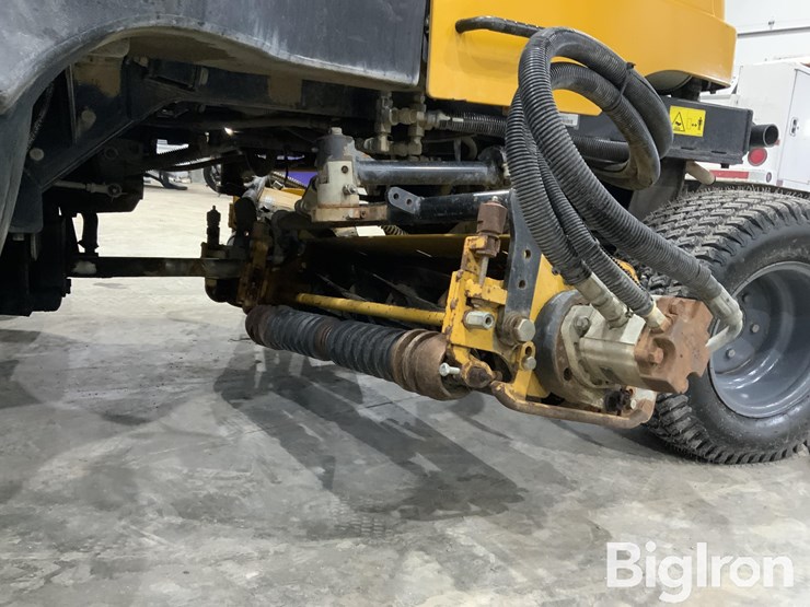 massey-ferguson-730-image-17