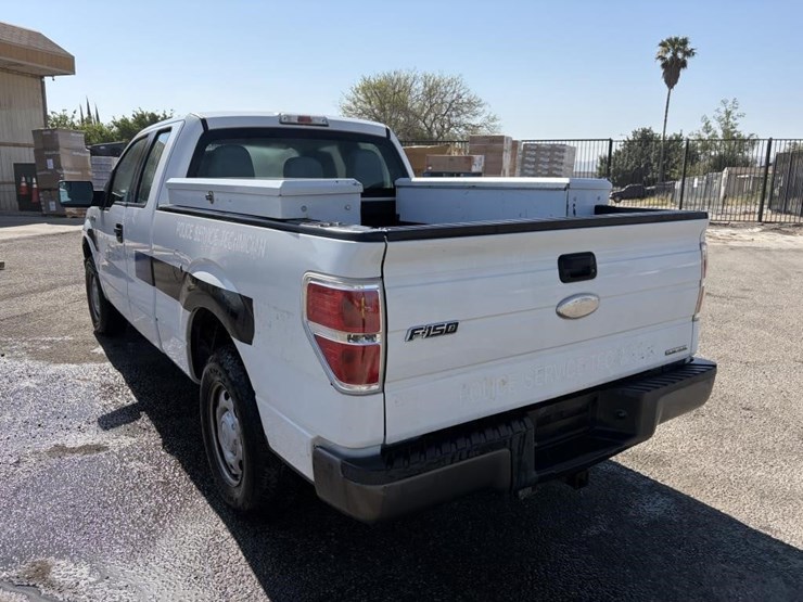 2012-ford-f150-xl-image-4