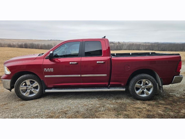 2013-dodge-1500-image-8