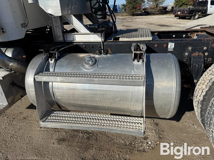 1997-peterbilt-378-image-18