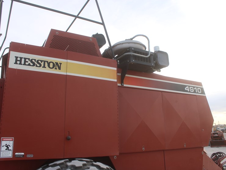hesston-4910-image-74