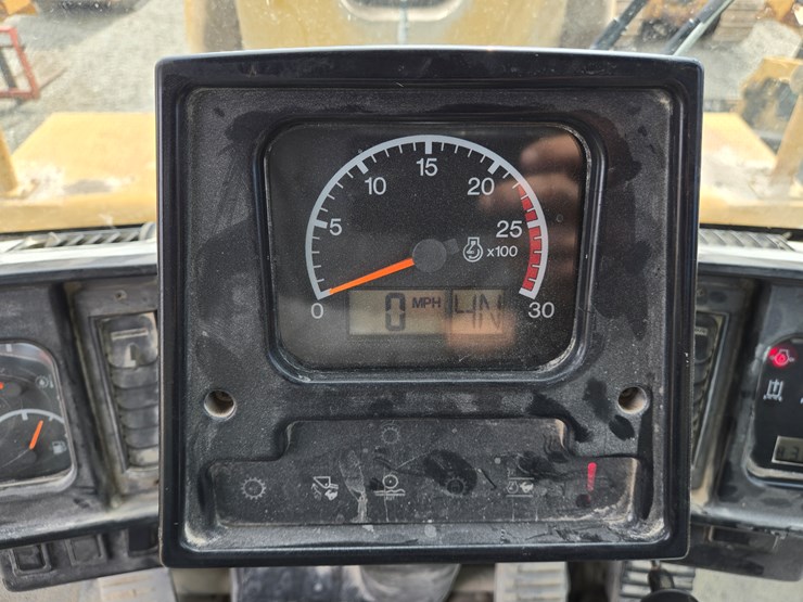 2001-caterpillar-988g-image-78