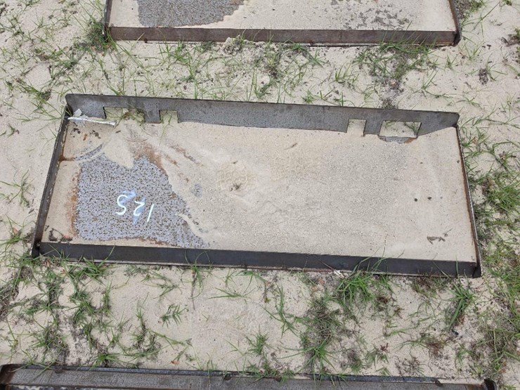 125---skid-steer-solid-blank-plate-image-2