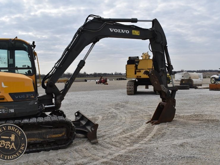 2019-volvo-ecr88d-image-11